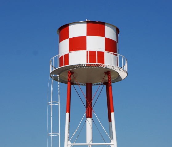 رنگ مخزن آب